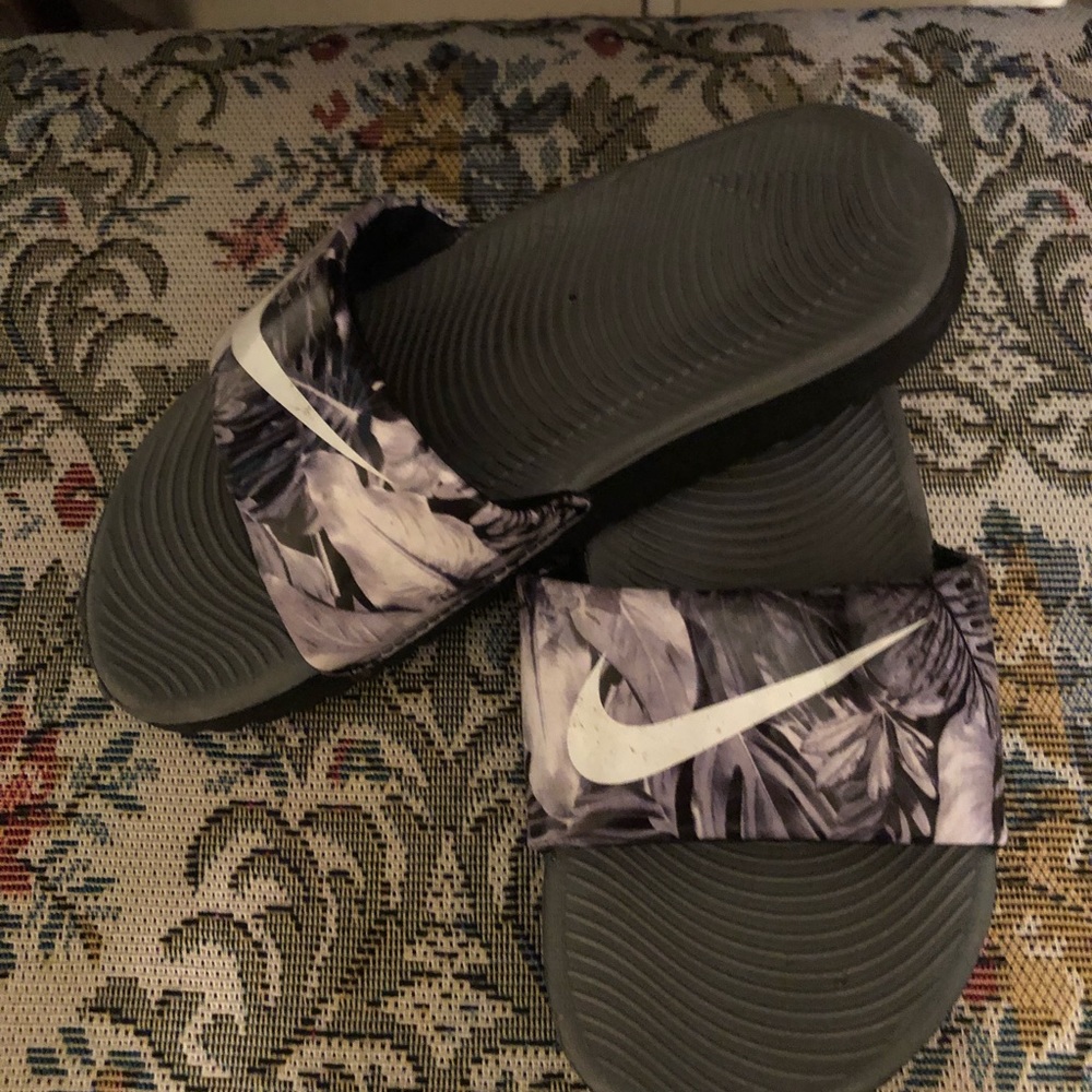 Little Boys Nike Slippers Size 11